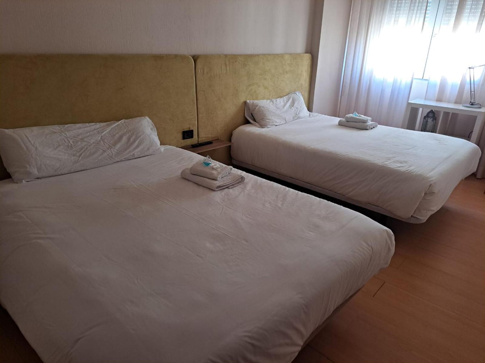 Lyrioshomes Reyes Catolicos Apartamento