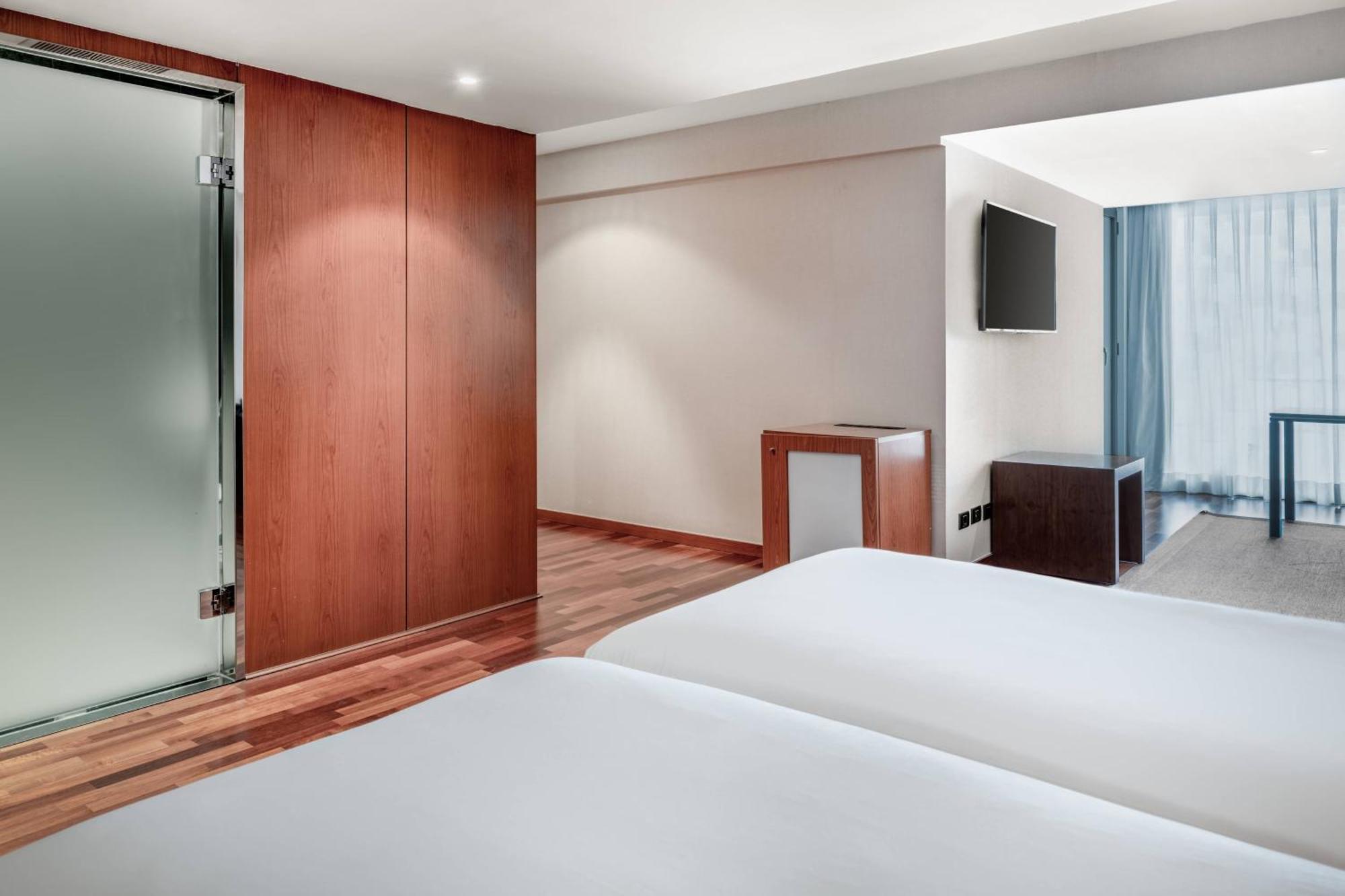 Ac La Rioja By Marriott Hotel 4*
