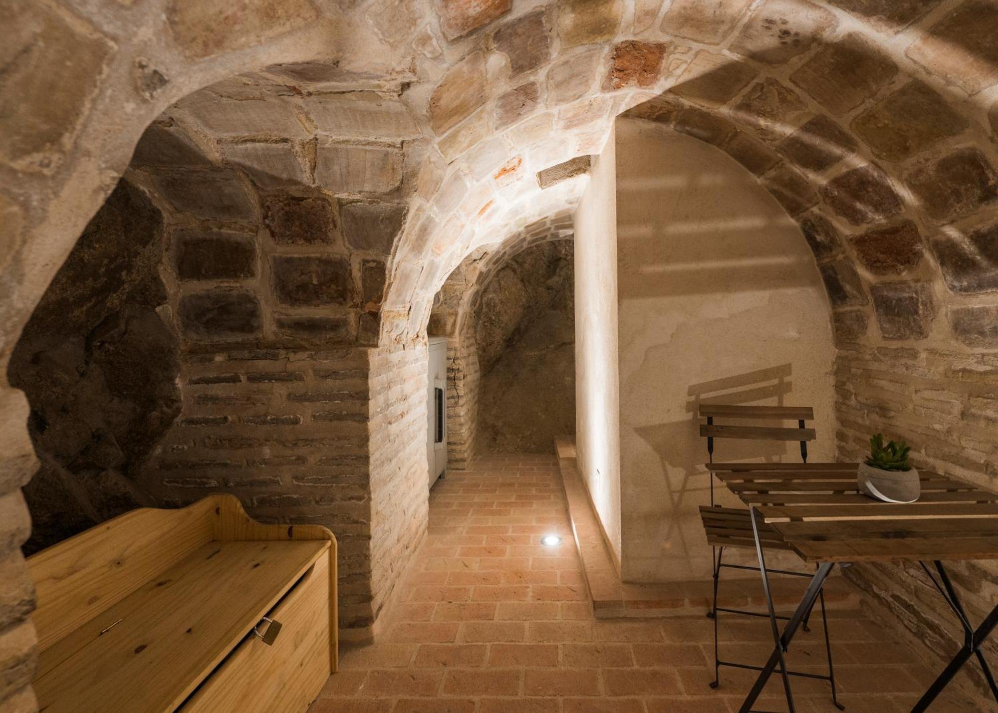 El Aljibe De San Cipriano * Toledo