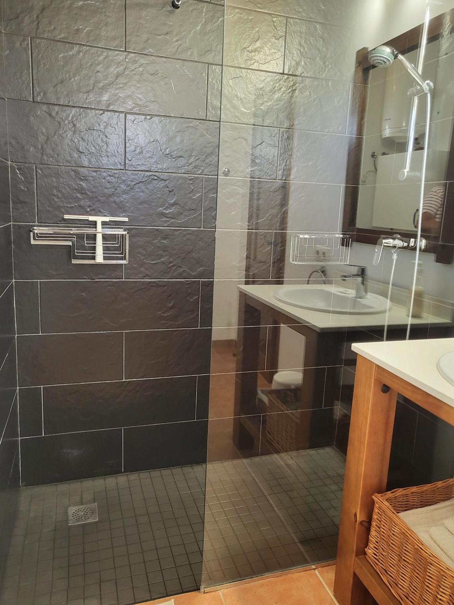 Little Gem Apartment, Molinos Apartment