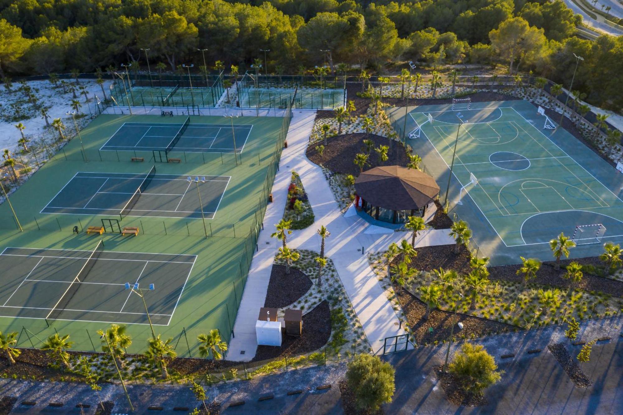 Lujoso Duplex En Colinas Golf & Country Club Dehesa de Campoamor (Orihuela Costa)