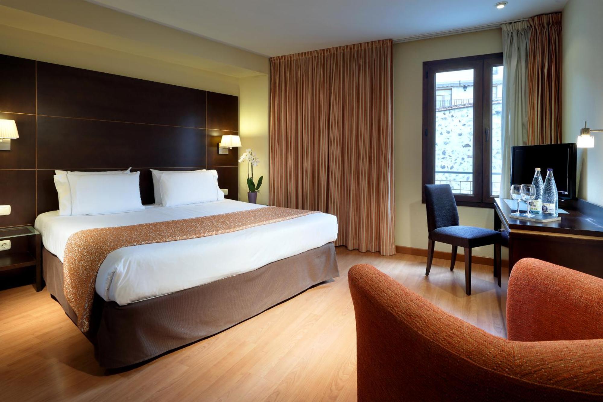 Eurostars Plaza Acueducto Hotel