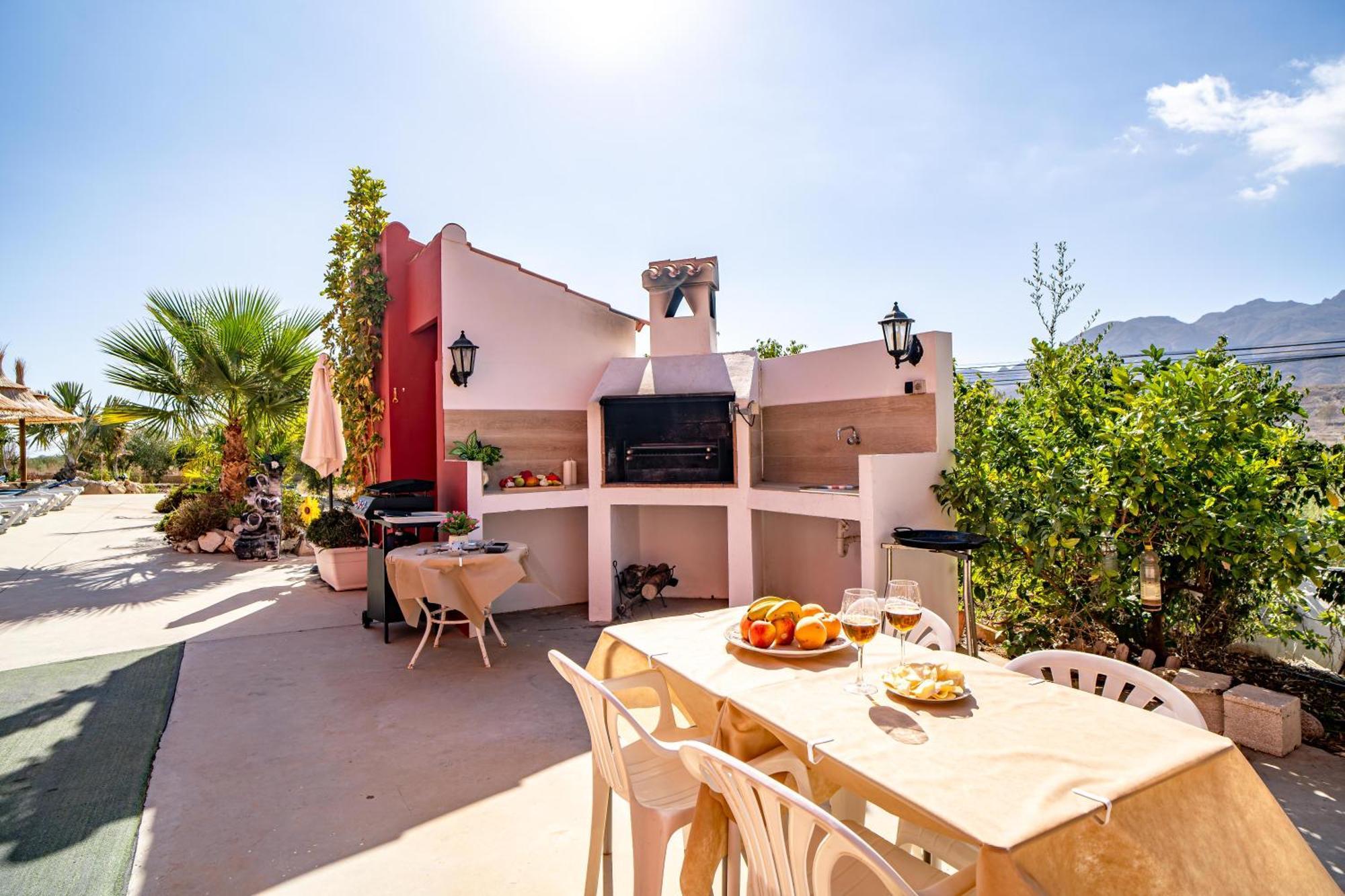 Adelina En Turre, Almeria, De Lujo Con Piscina Privada Cerca De Playas De Mojacar