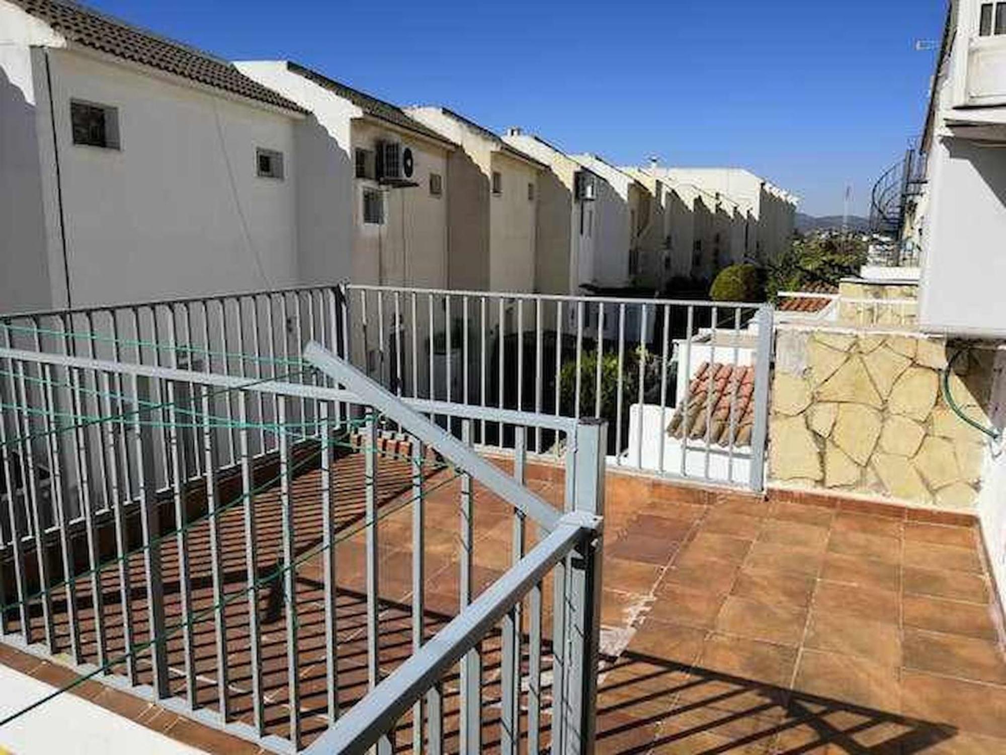 Holiday home A H Columbra Amplio Adosado A 100 Mtrs Playa Piscina Parking *