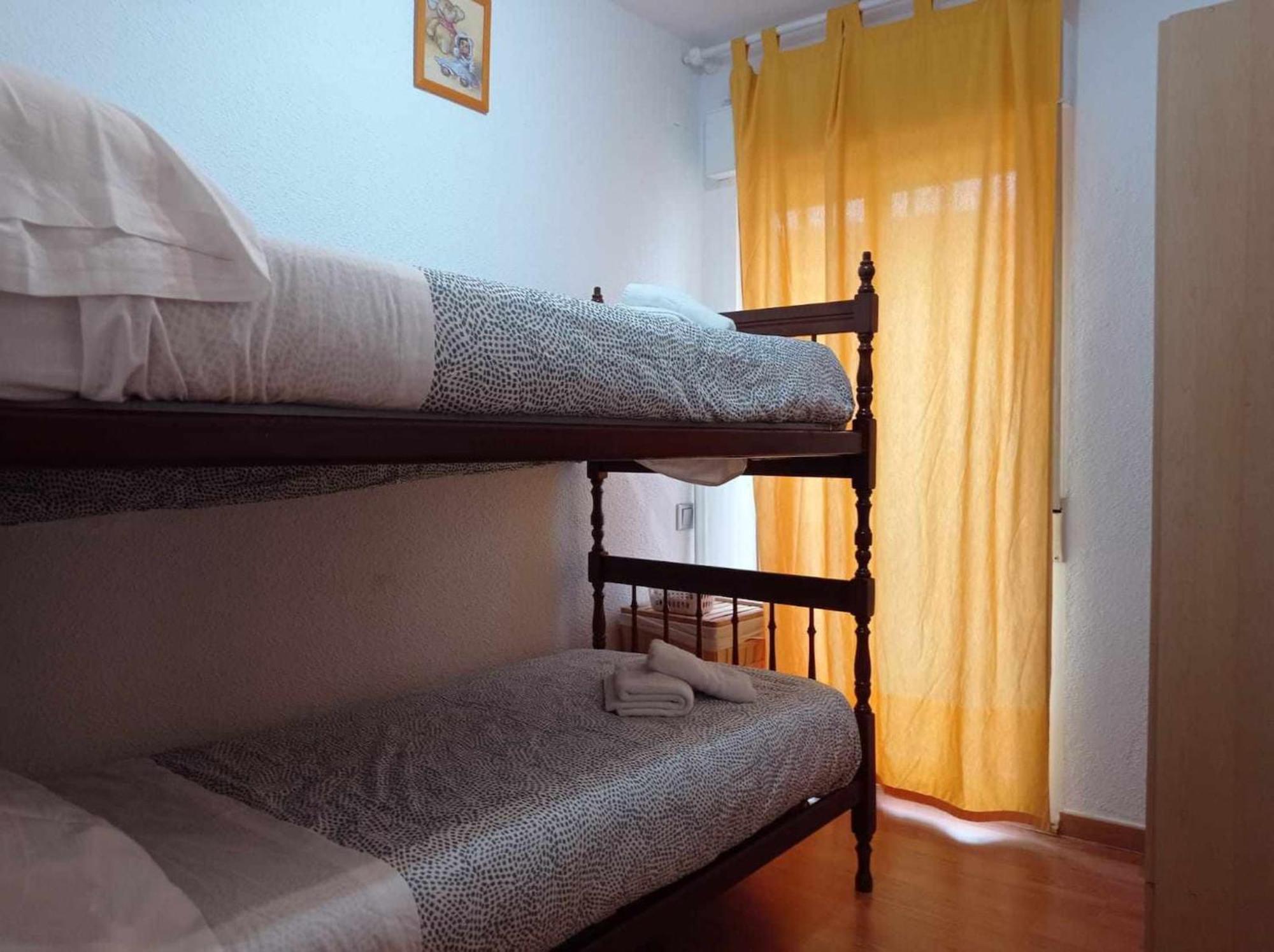 Holiday home A H Columbra Amplio Adosado A 100 Mtrs Playa Piscina Parking Peniscola