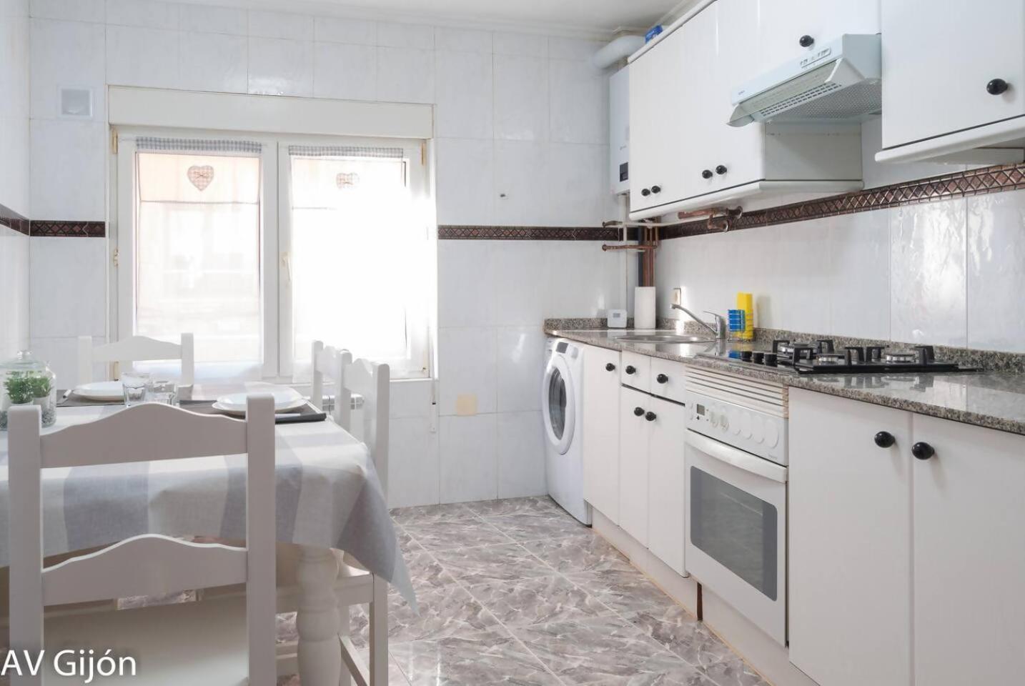 Apartamento Av Alvaro De Albornoz *