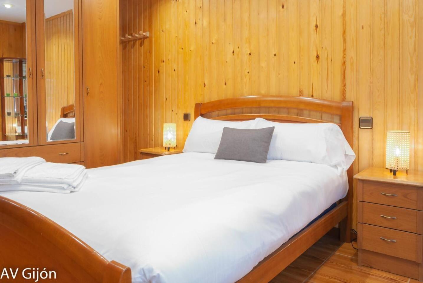 Apartamento Av Alvaro De Albornoz Gijón