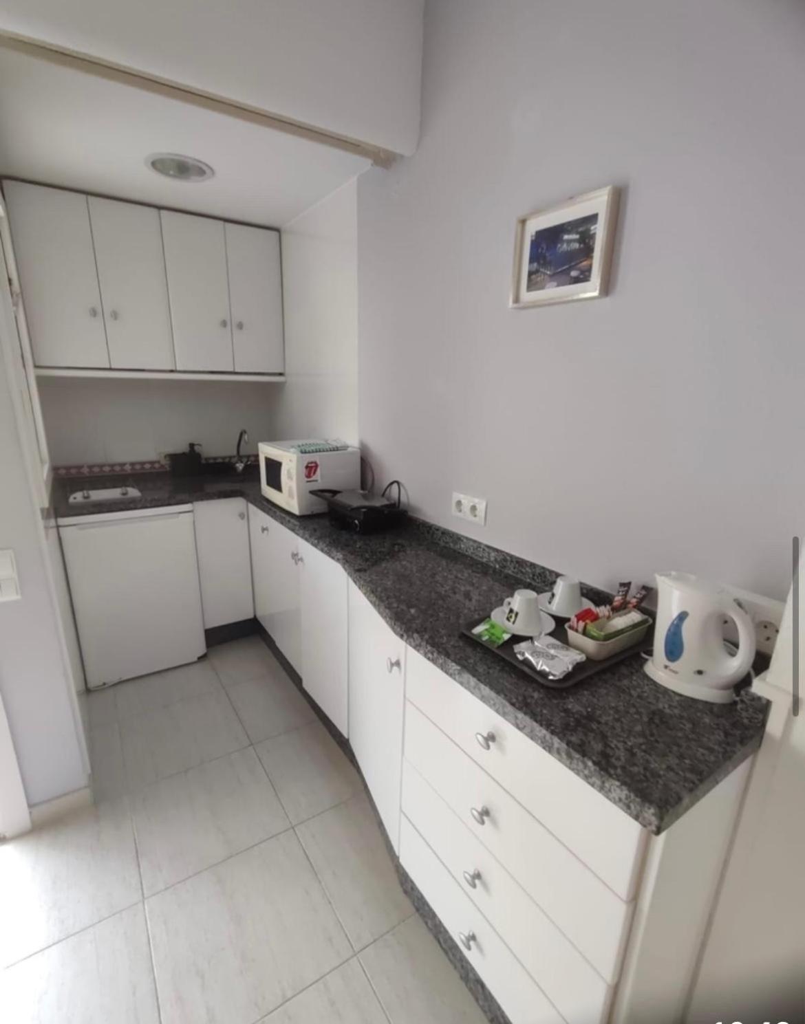 Apartment Flat In Pyr *