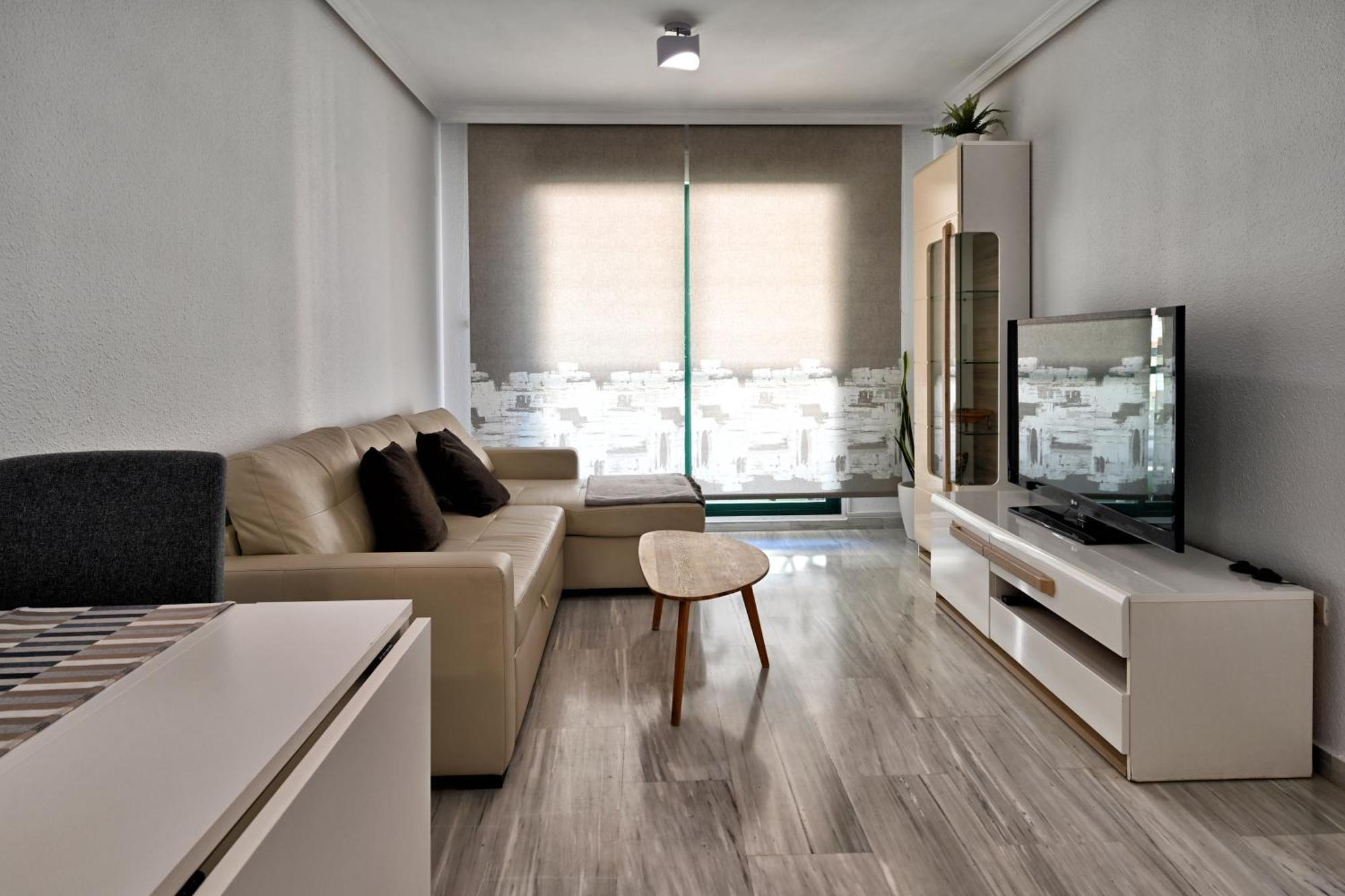 Rent4 Malaga Playa Del Bajondillo Apartamento *