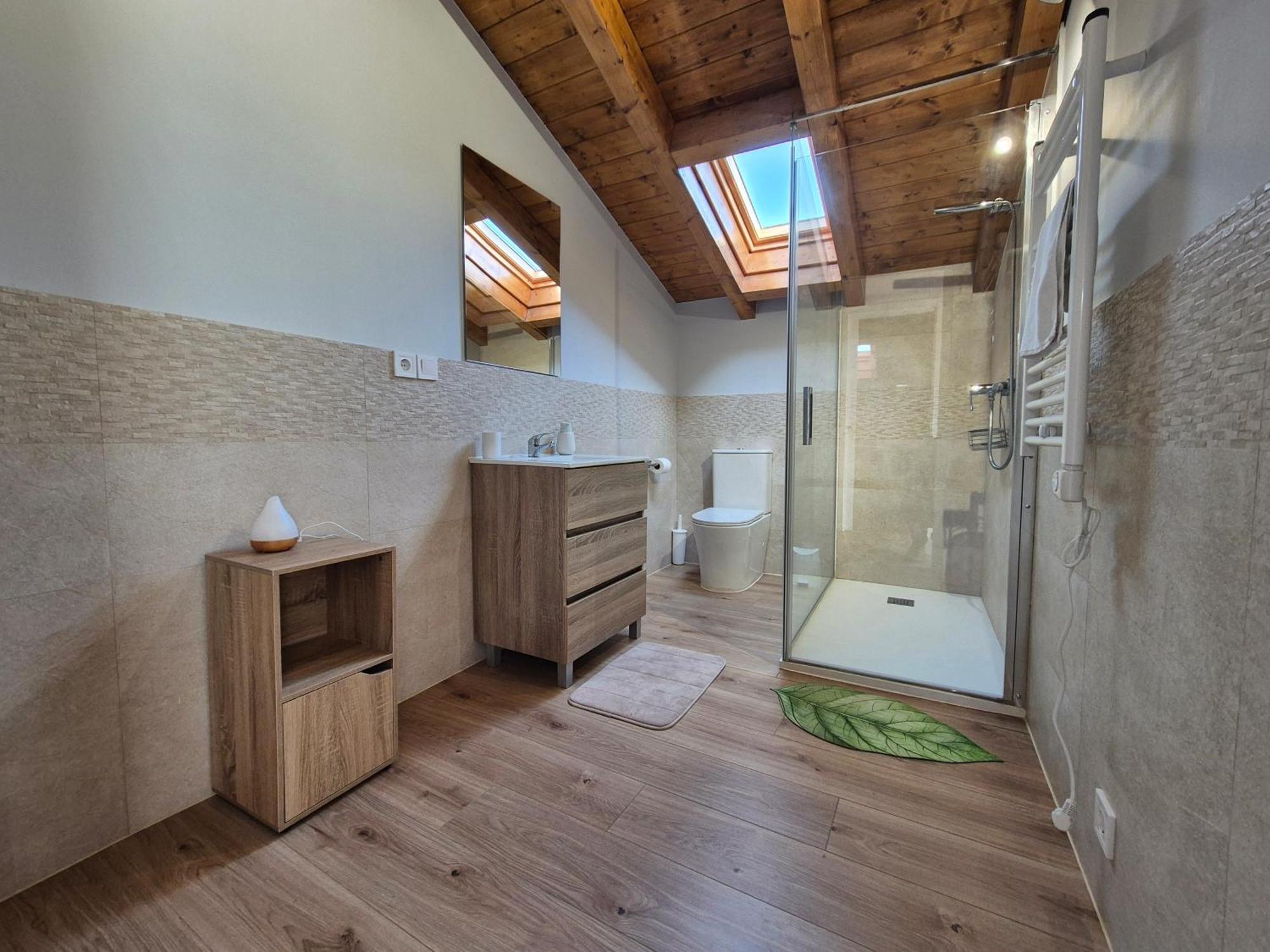 C26a01 Apto Moderno En Apartamento Tagle