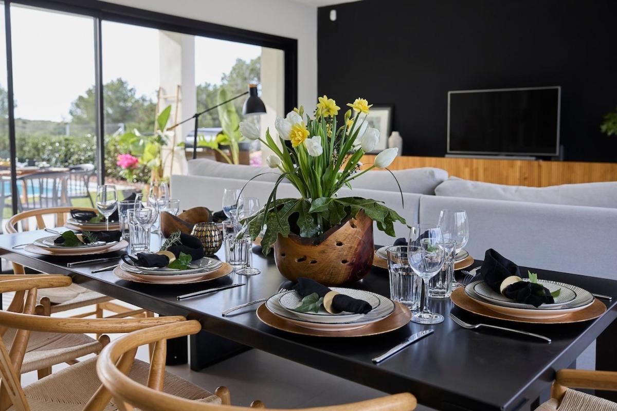 Villa Sitges Casa Selva 7 Minutos De Sitges En Coche Diseno Comodidad Nueva Ideal Vacaciones *