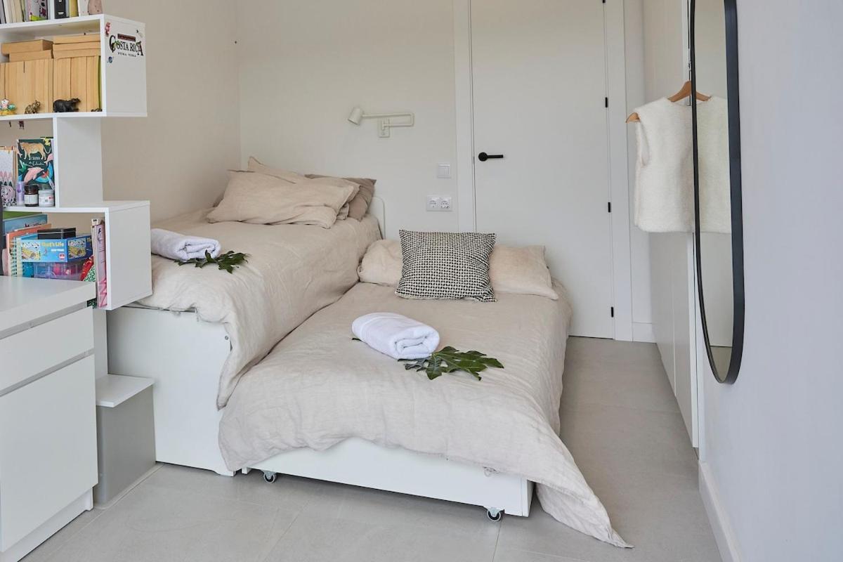 Sitges Casa Selva 7 Minutos De Sitges En Coche Diseno Comodidad Nueva Ideal Vacaciones Villa