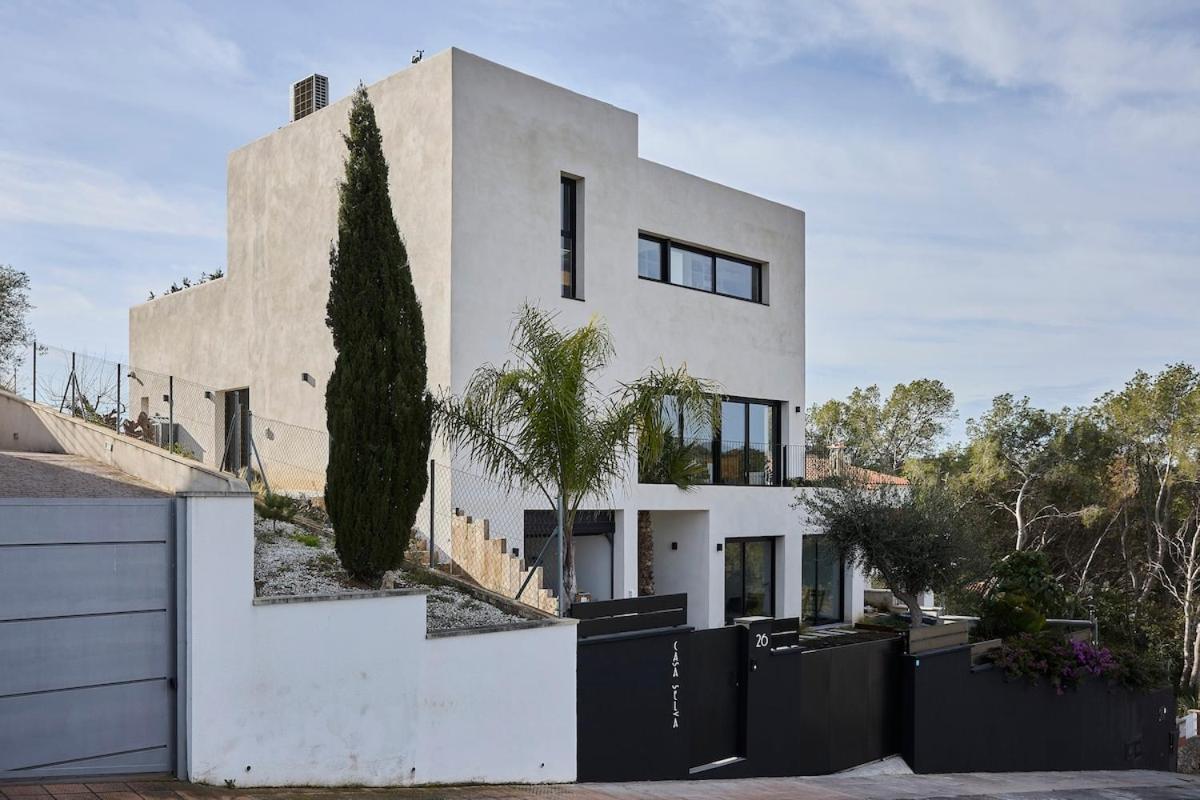 Villa Sitges Casa Selva 7 Minutos De Sitges En Coche Diseno Comodidad Nueva Ideal Vacaciones
