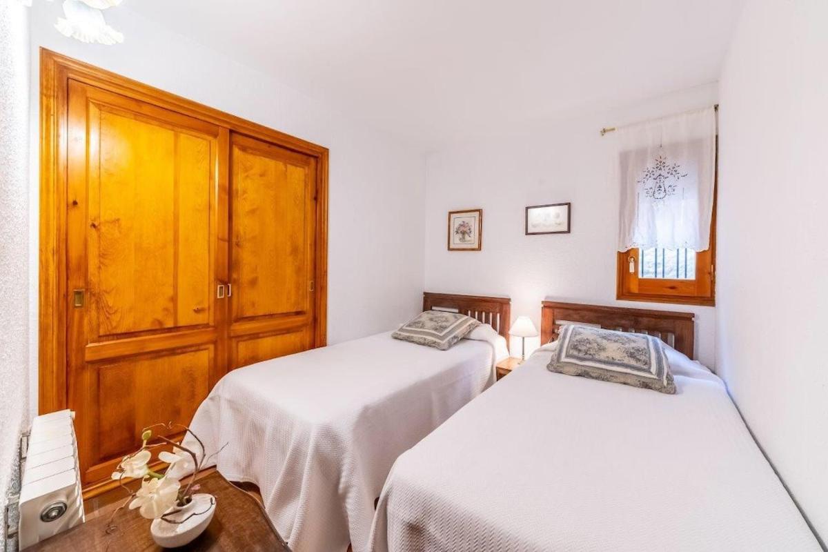 Casa Con Piscina 1hr Barcelona Jorba