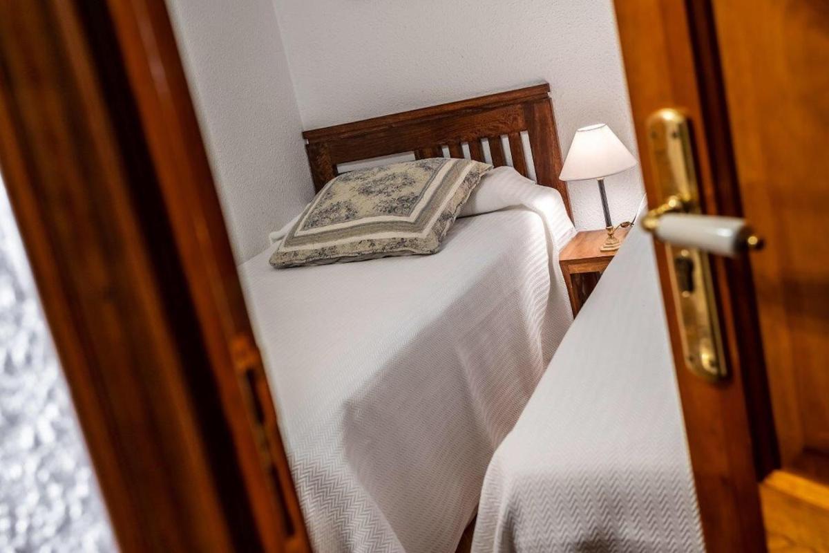 Casa Con Piscina 1hr Barcelona Сasa de vacaciones *