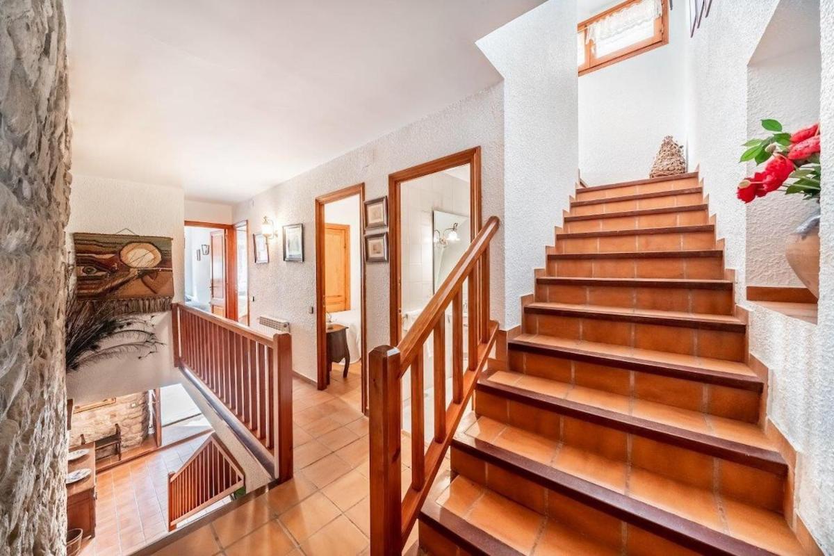 Casa Con Piscina 1hr Barcelona Сasa de vacaciones *