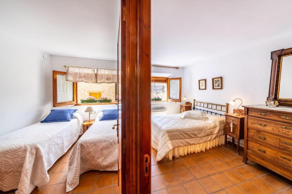 Casa Con Piscina 1hr Barcelona * Jorba
