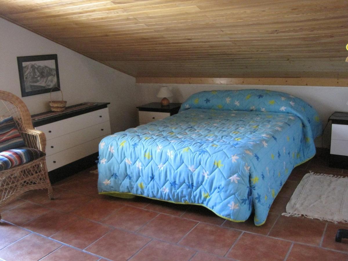 Casa De Piedra En El Valle De Lozoya Сasa de vacaciones *