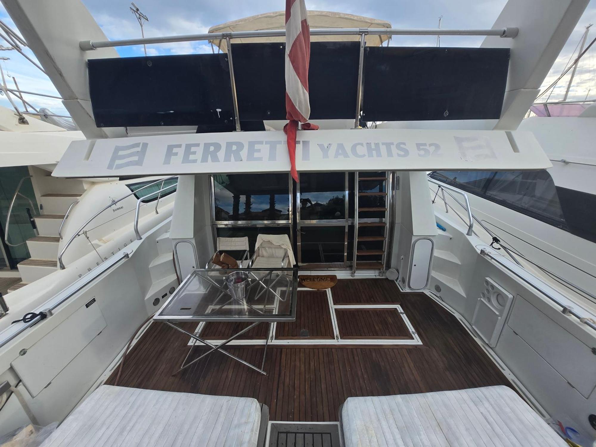 Hotel en barco Moonlight Lady, Our Secret On The Med!