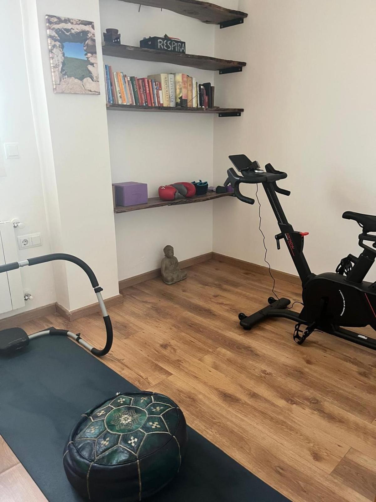 Y Bano Privado En Con Terraza Y Gym *