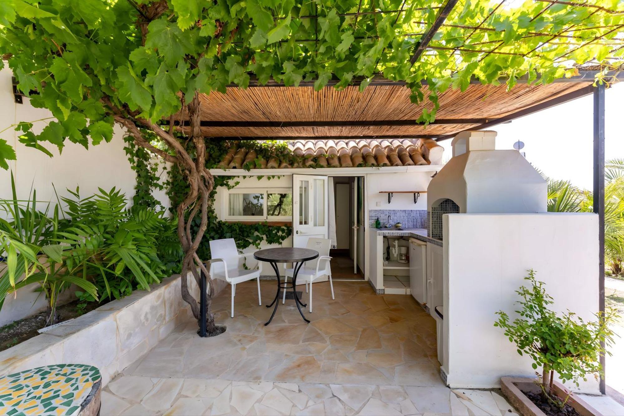 Tiny House 12m2 In With 55 M2 Pool * Tolox