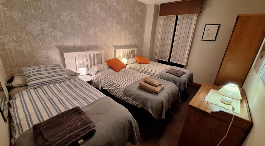 Con Jardin Entre Golf Y Monte - Cerca Logrono *
