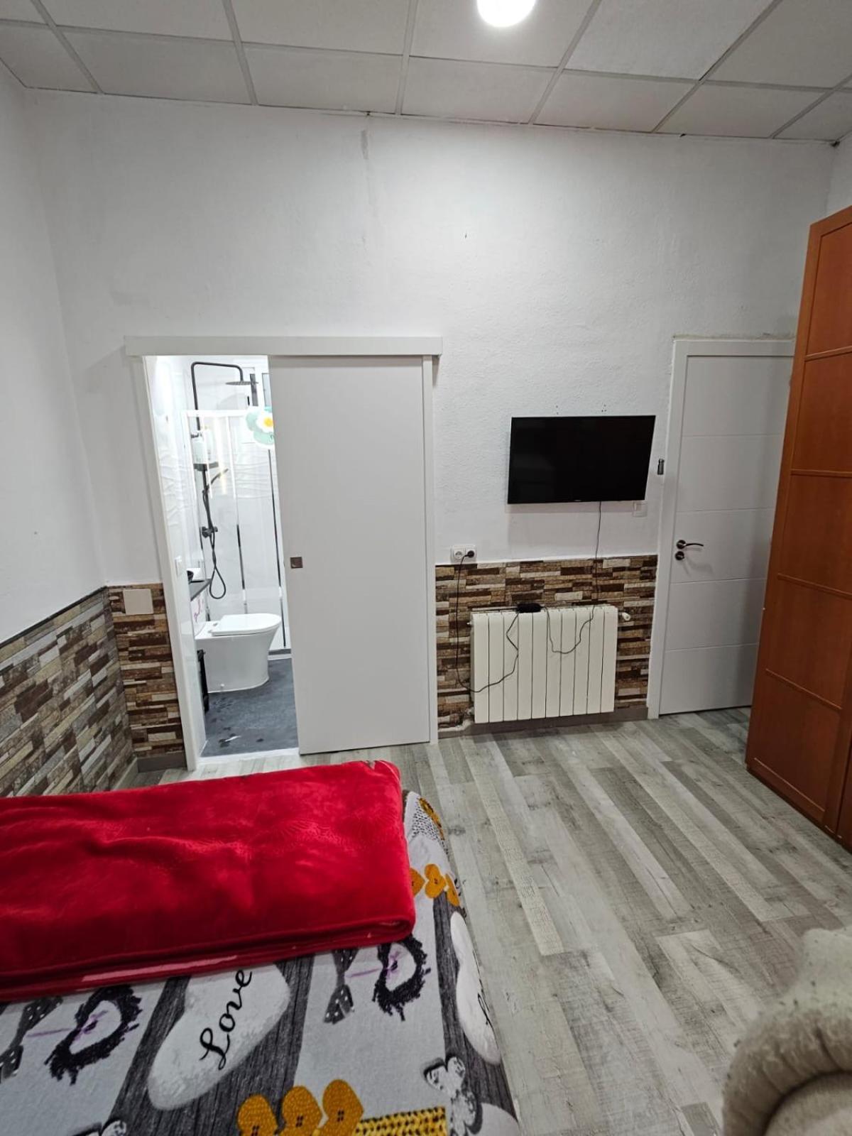 Doble Con Bano Privado L'Hospitalet de Llobregat