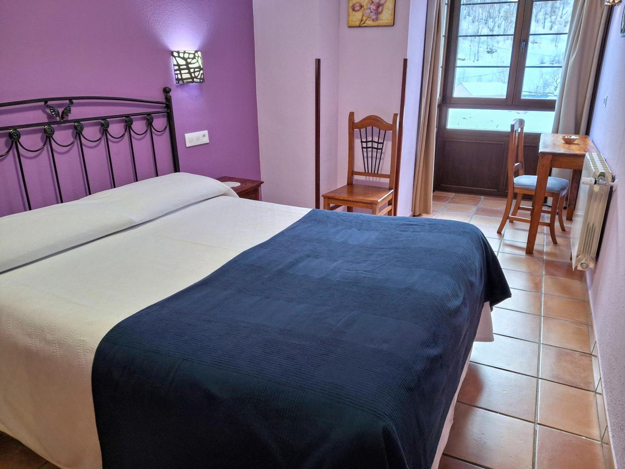 Country house La Del Auteiro
