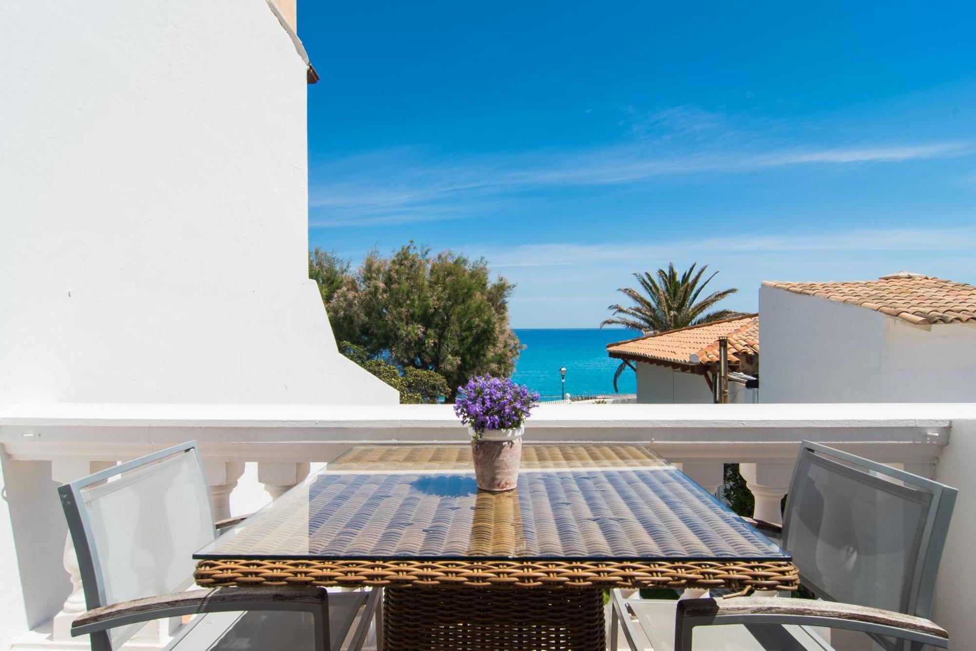 The Sea Club Bed & Breakfast