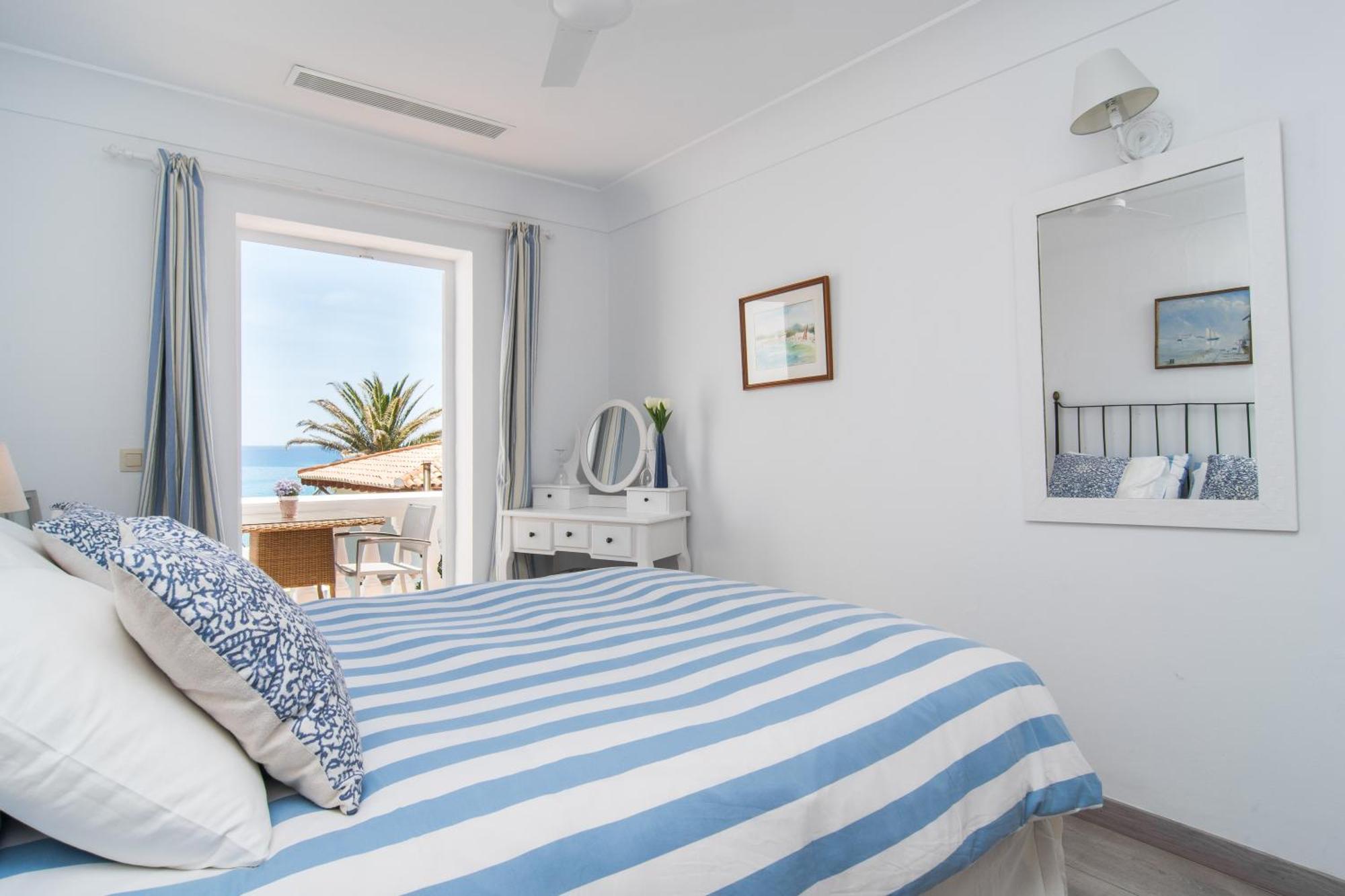 The Sea Club Bed & Breakfast 3*