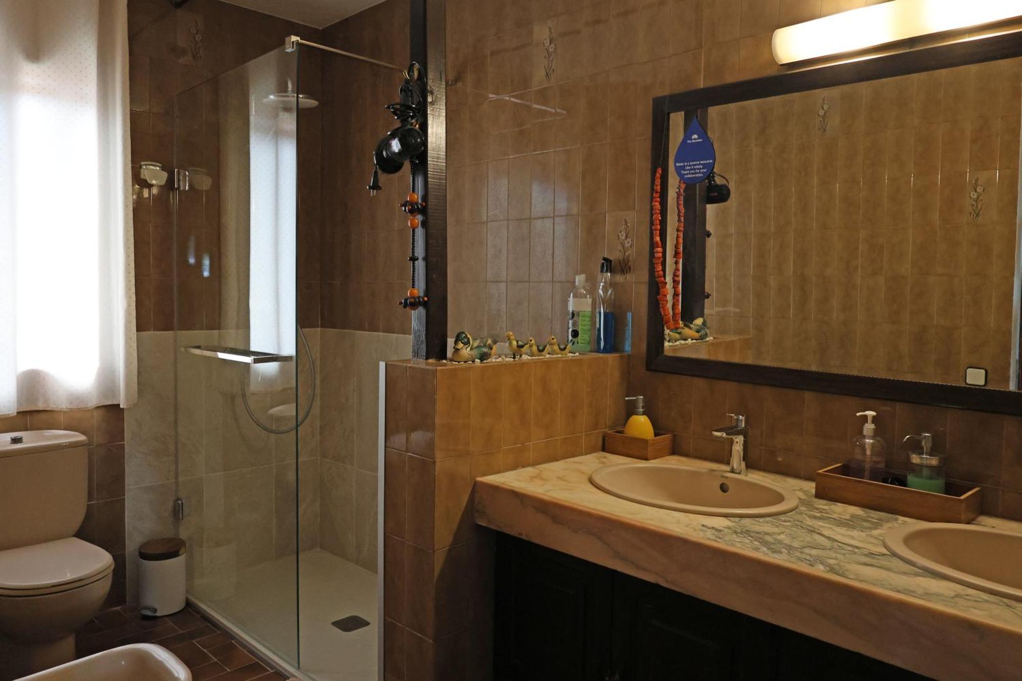 El Cedre Blau Vivienda Con Piscina En Granollers