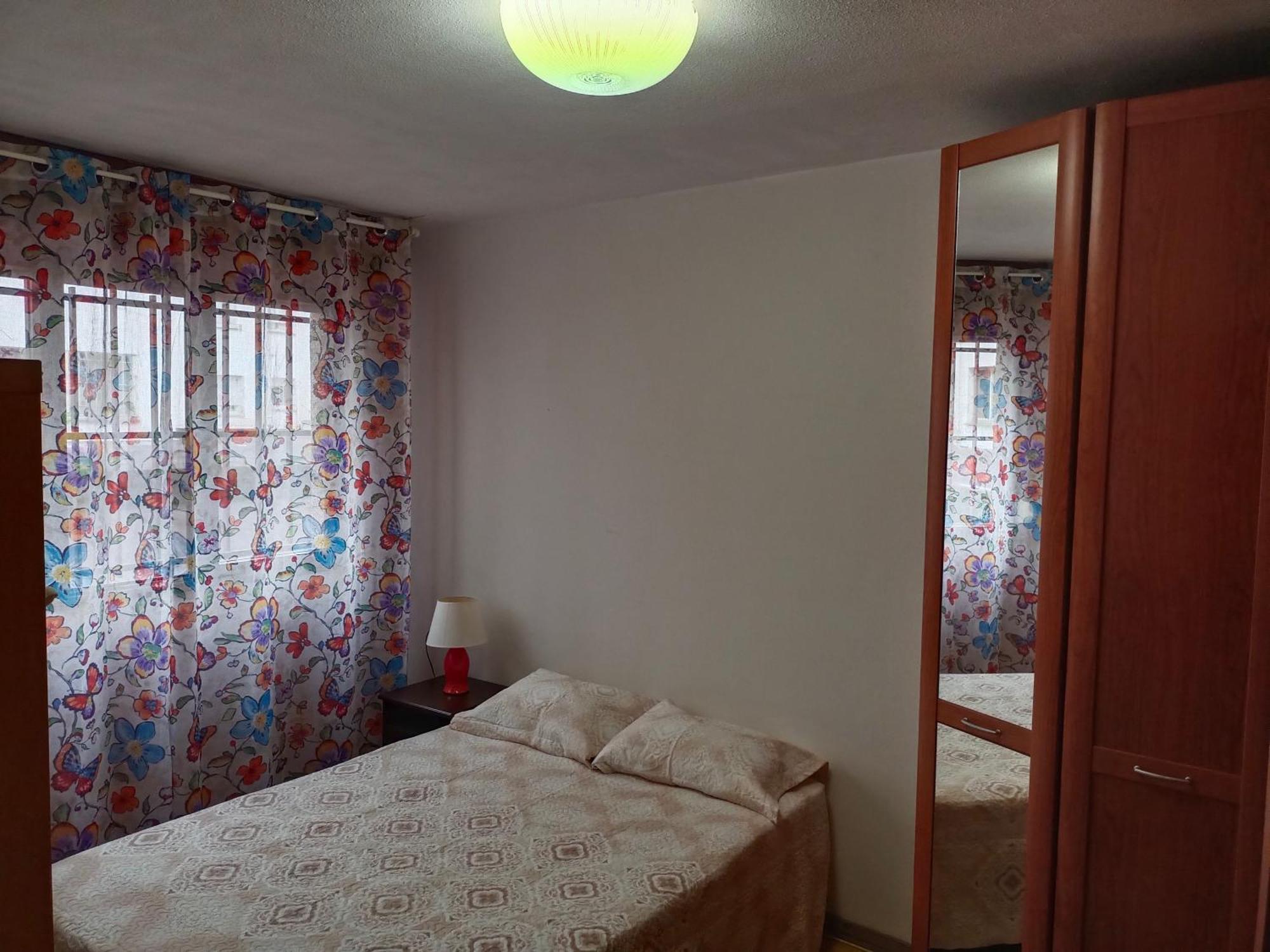 Poniente Apartment *