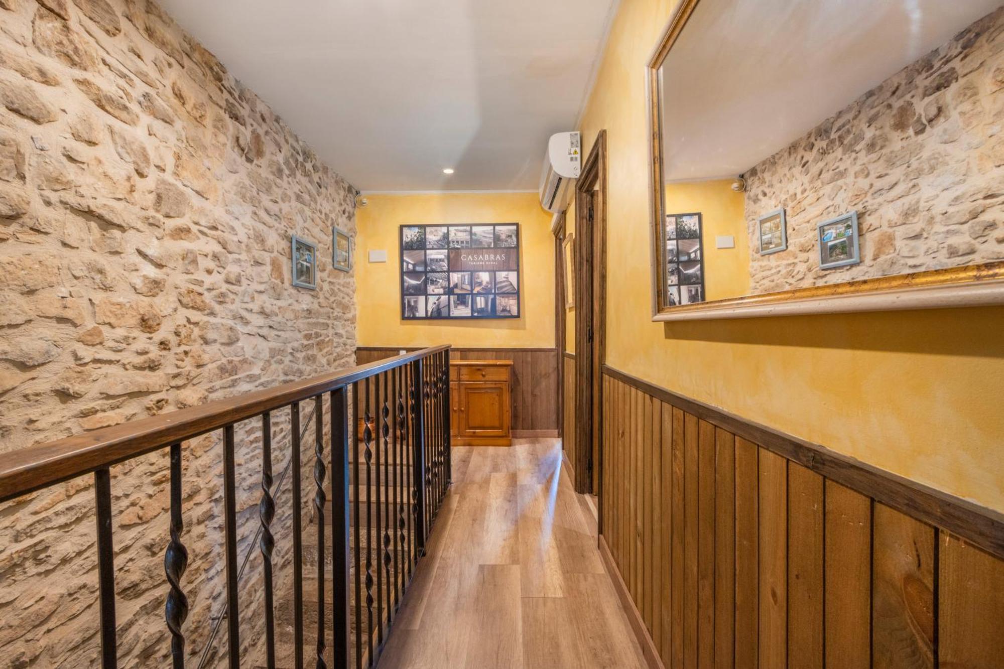 Casabras Rural * Claravalls