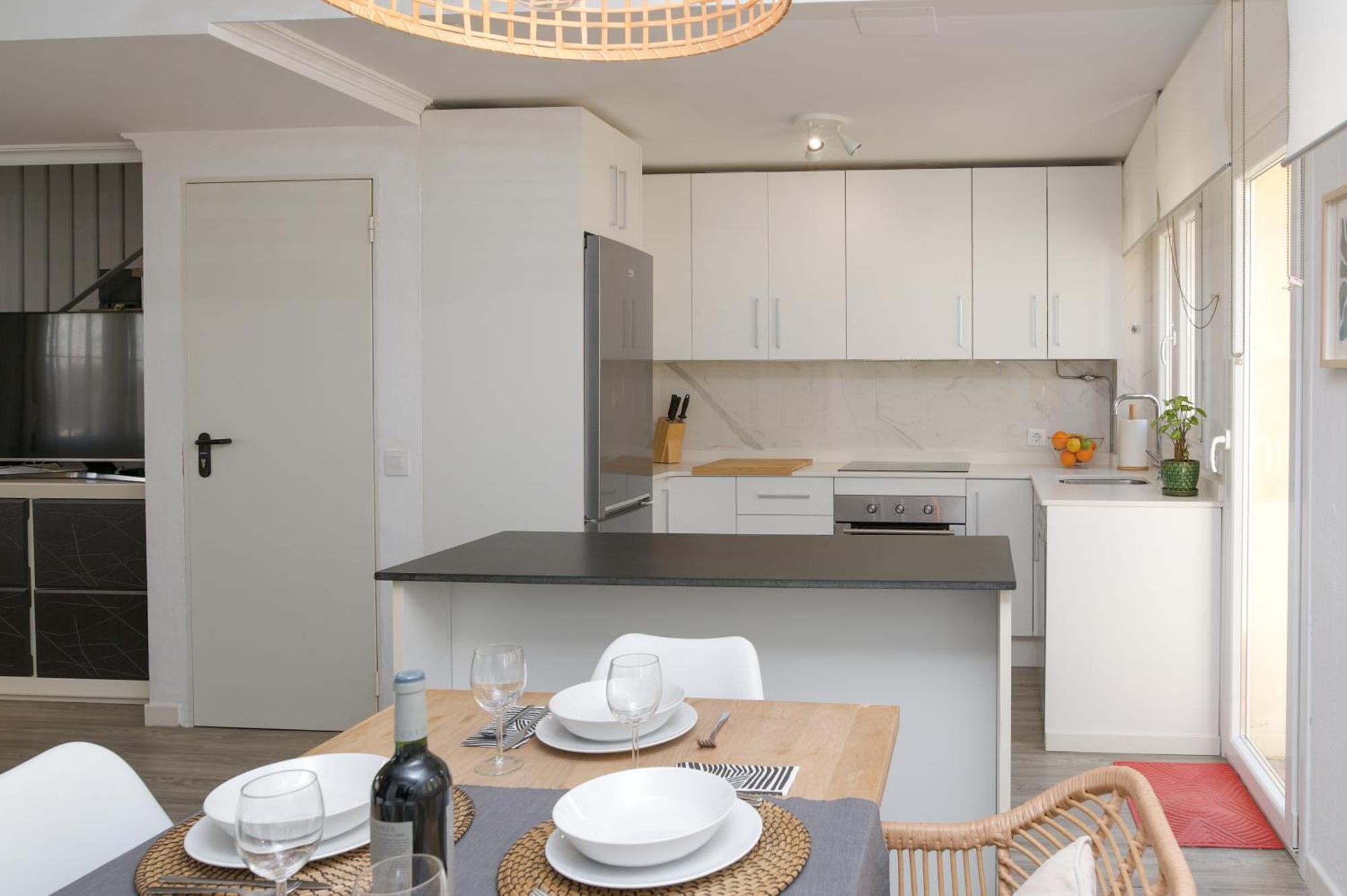 Casa De Levante - Adosado 3 - By Rent Holiday home *