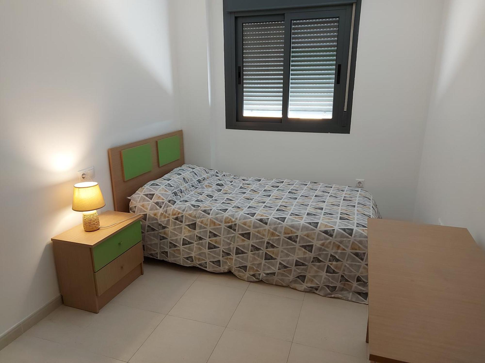 Acogedor Piso De 2 Con Aparcamiento - Alborania *