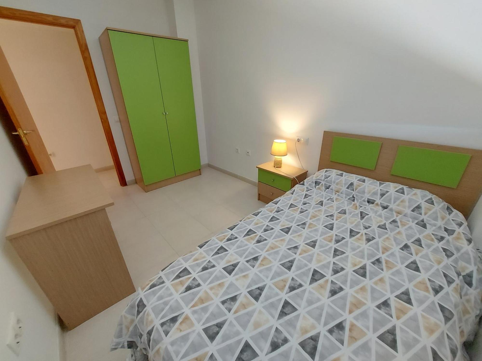 Acogedor Piso De 2 Con Aparcamiento - Alborania Apartamento *