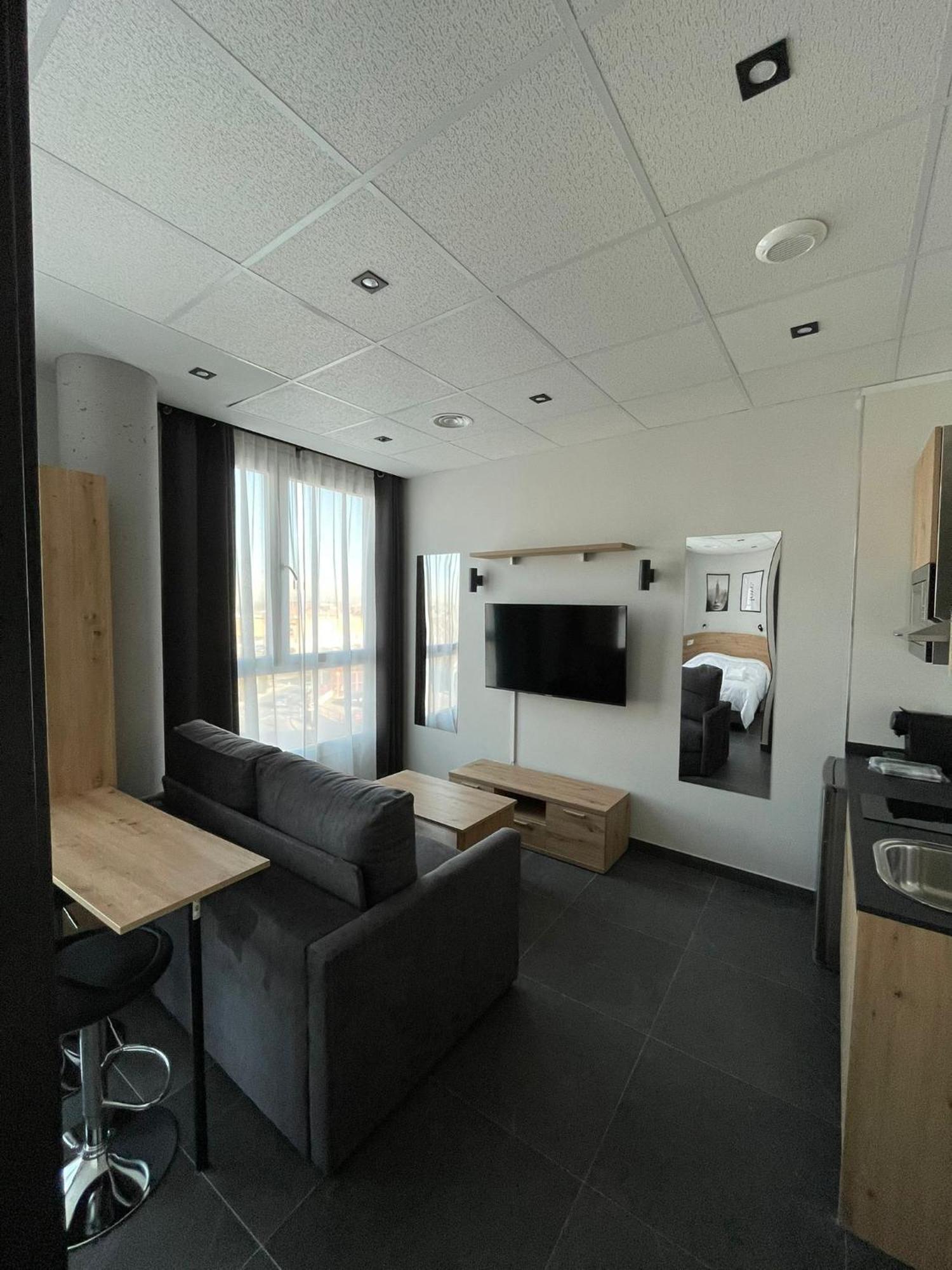 - Mirasur Apartahotel