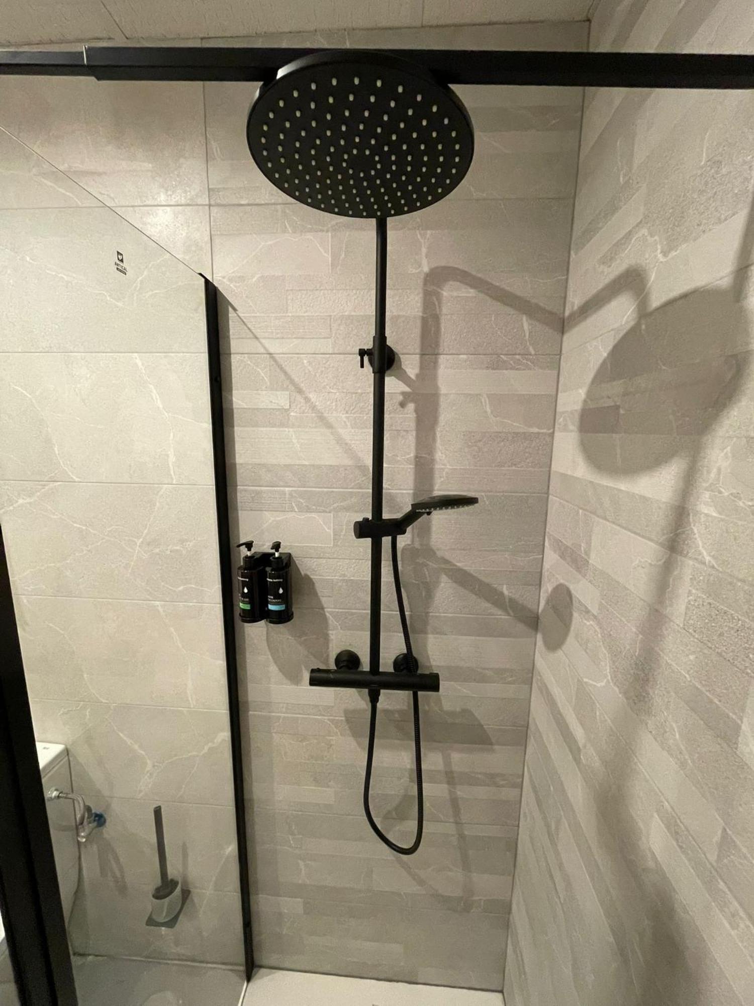 - Mirasur Apartahotel Parla