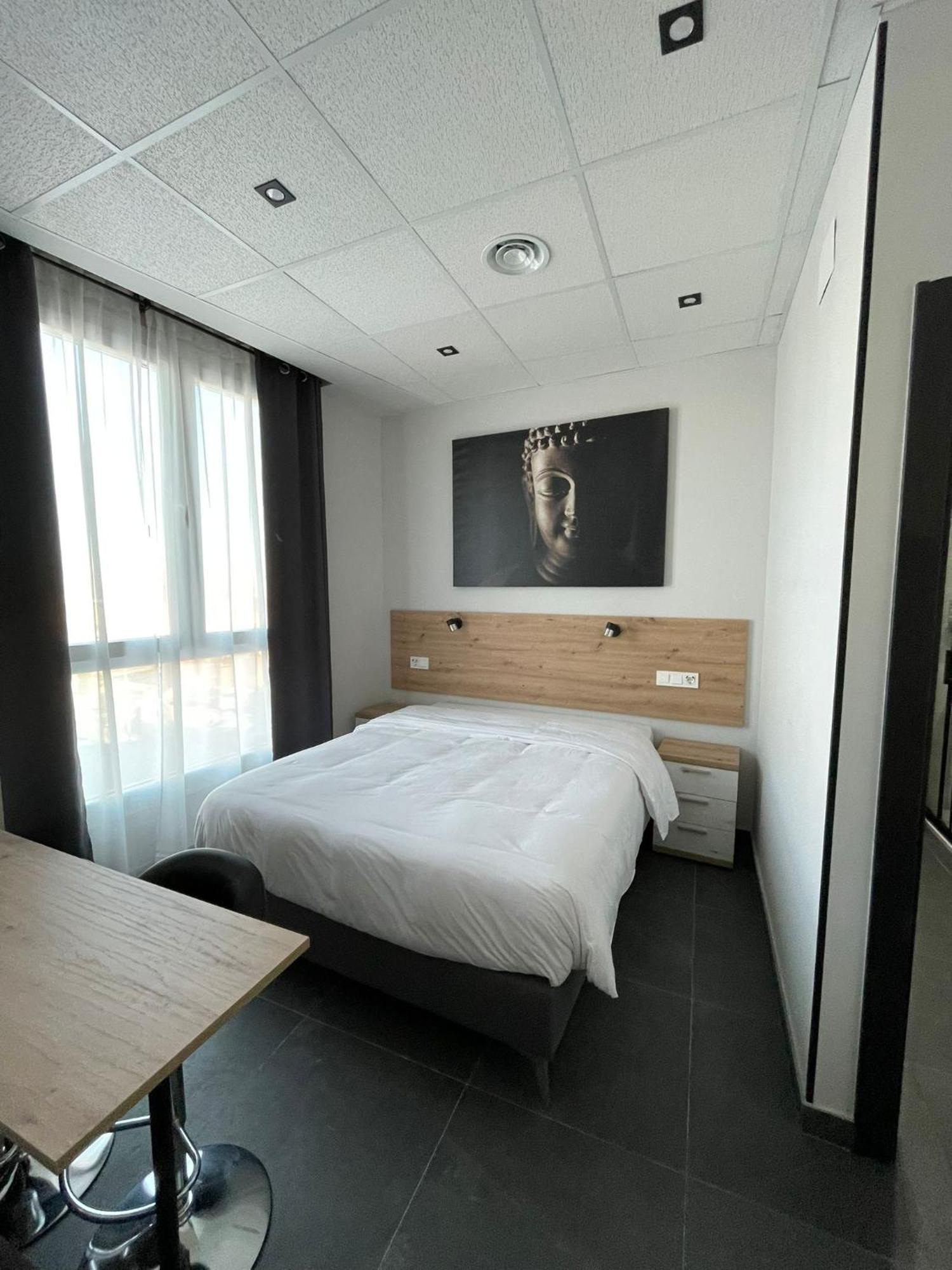 Apartahotel - Mirasur Parla