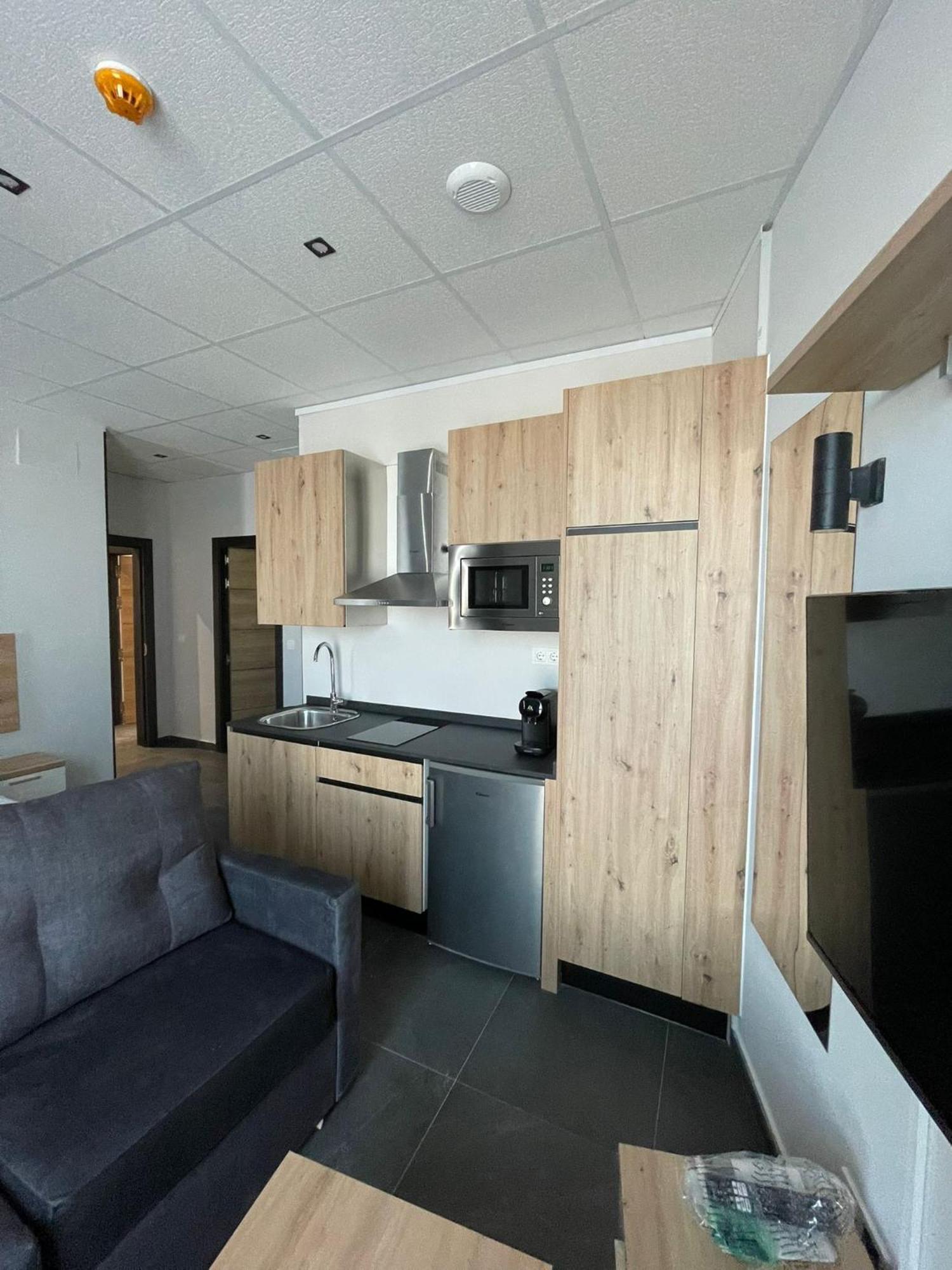 Apartahotel - Mirasur Parla