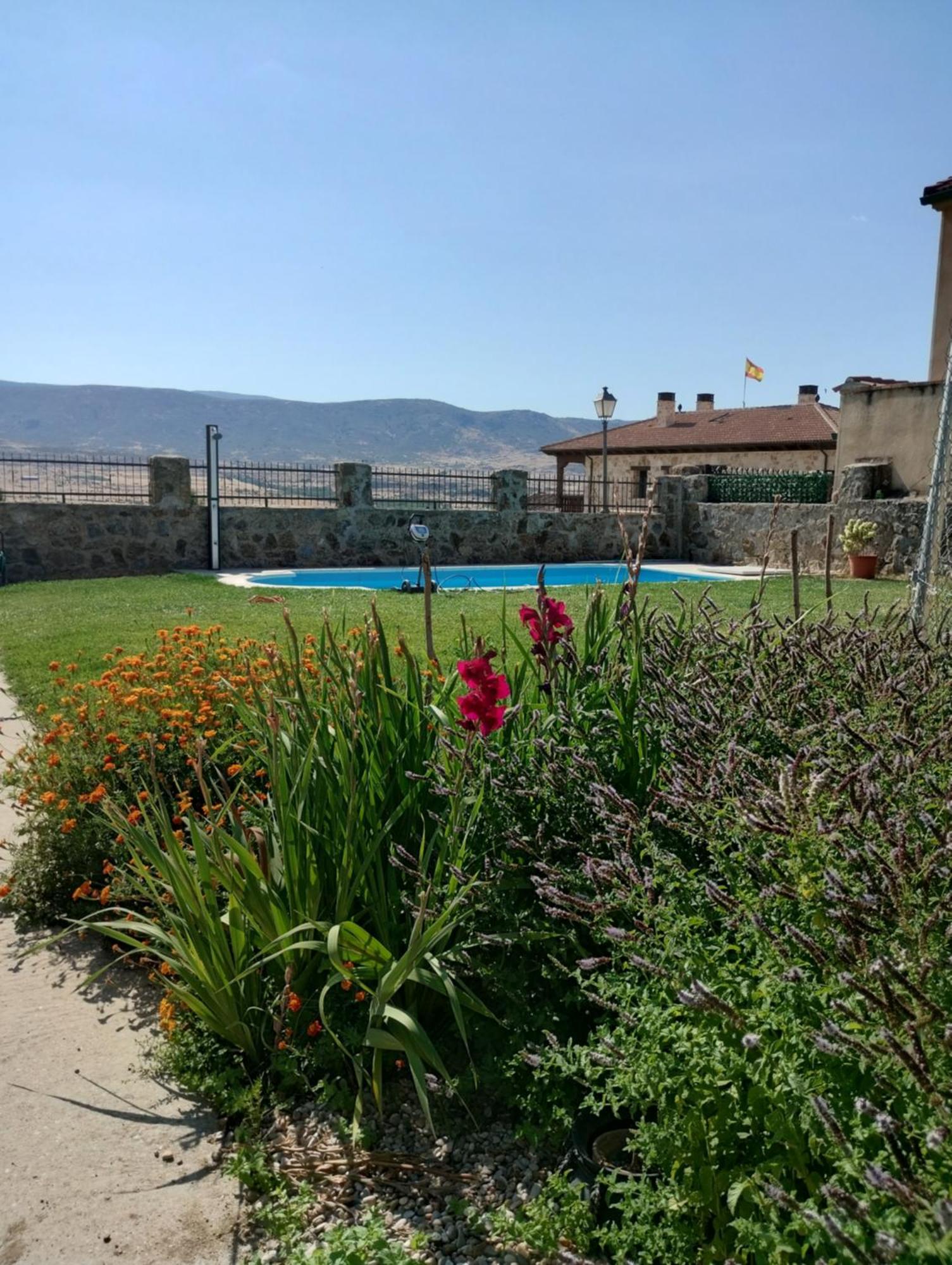 La Casa De Pi Сasa de vacaciones Torrecaballeros