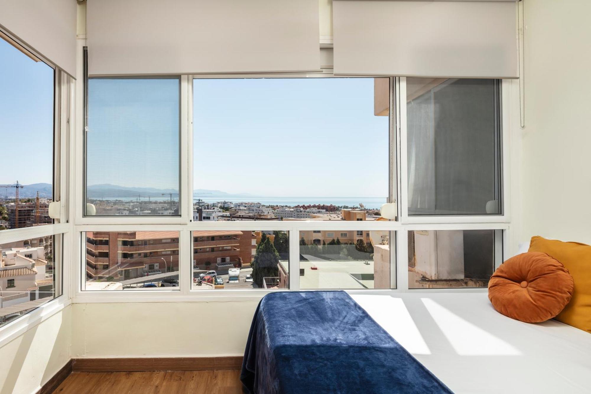 Apartment Col3 - Wifi, Smart Tv, Piscina, 900 Metros Playa, La Colina Torremolinos