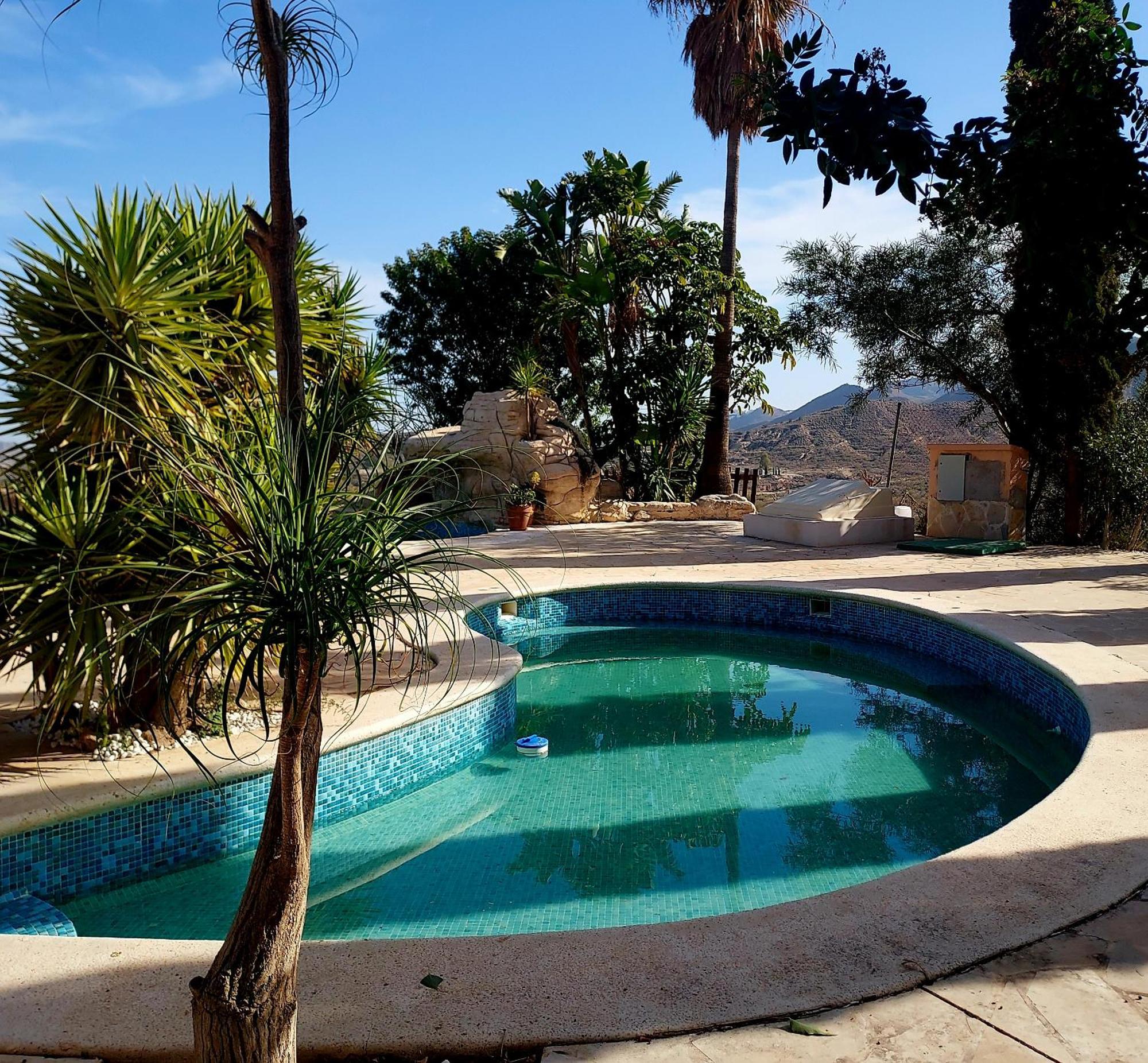 Cortijo Blanco Detached With Two Swimming Pools *