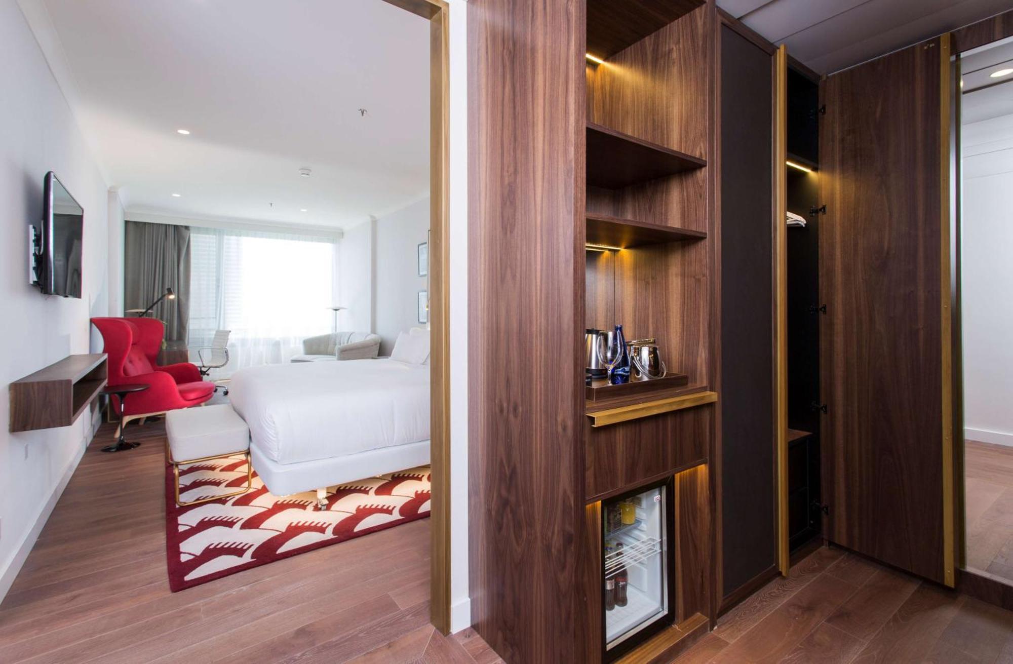 Nh Collection Eurobuilding Hotel 4*