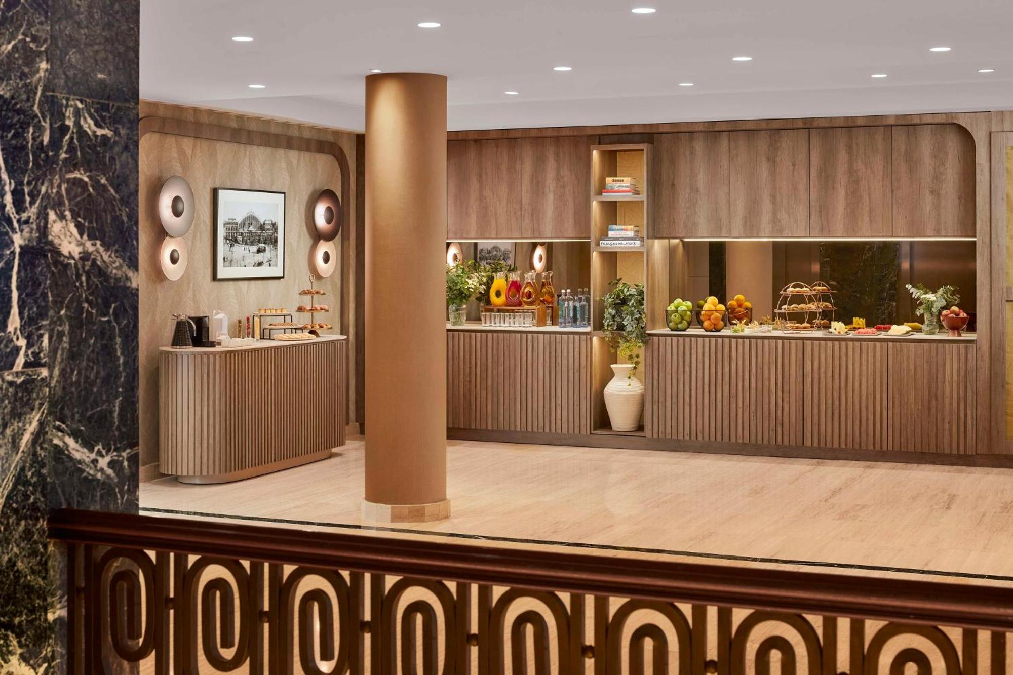 Hotel Nh Nacional 4*