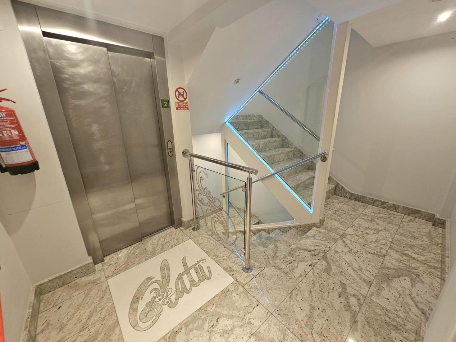 Hotel Olatu *