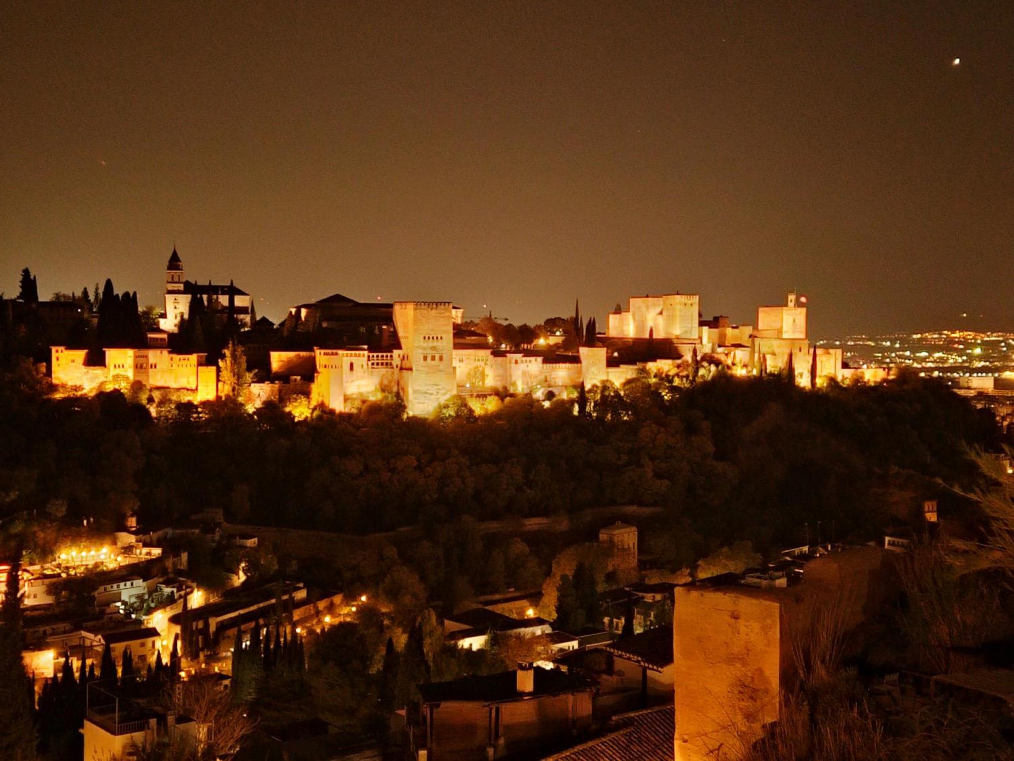 Luxury Cave 100m Super Terraza Vistas Alhambra Wifi * Granada