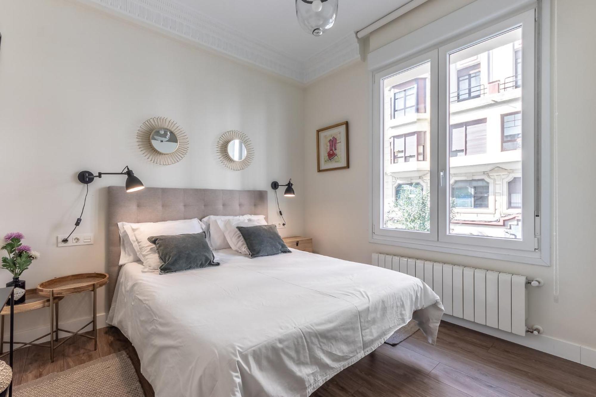 Homeloving Centre With Parking Apartment