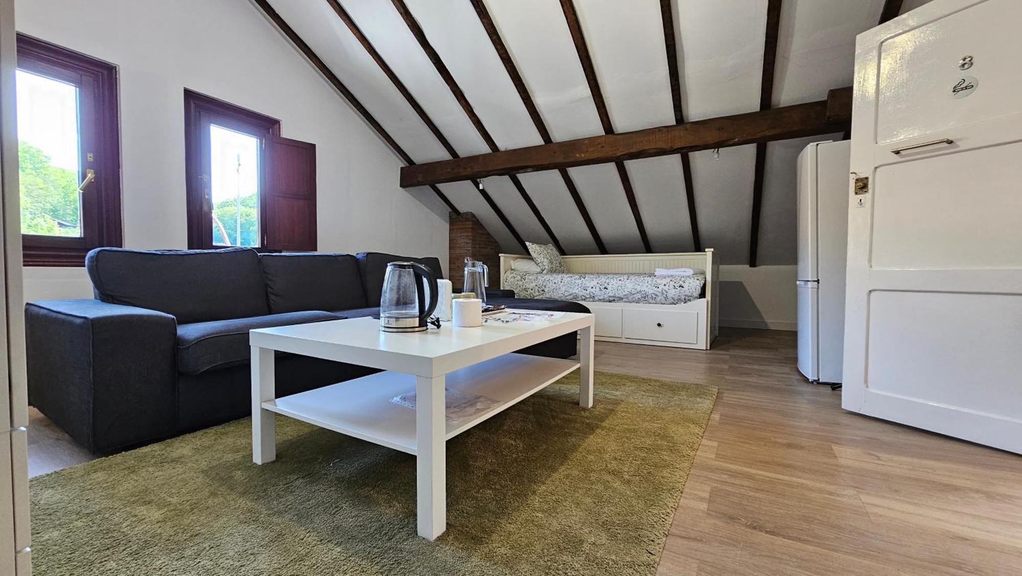 2. Habitación Doble A 8 Km De Bilbao. Baño Compartido