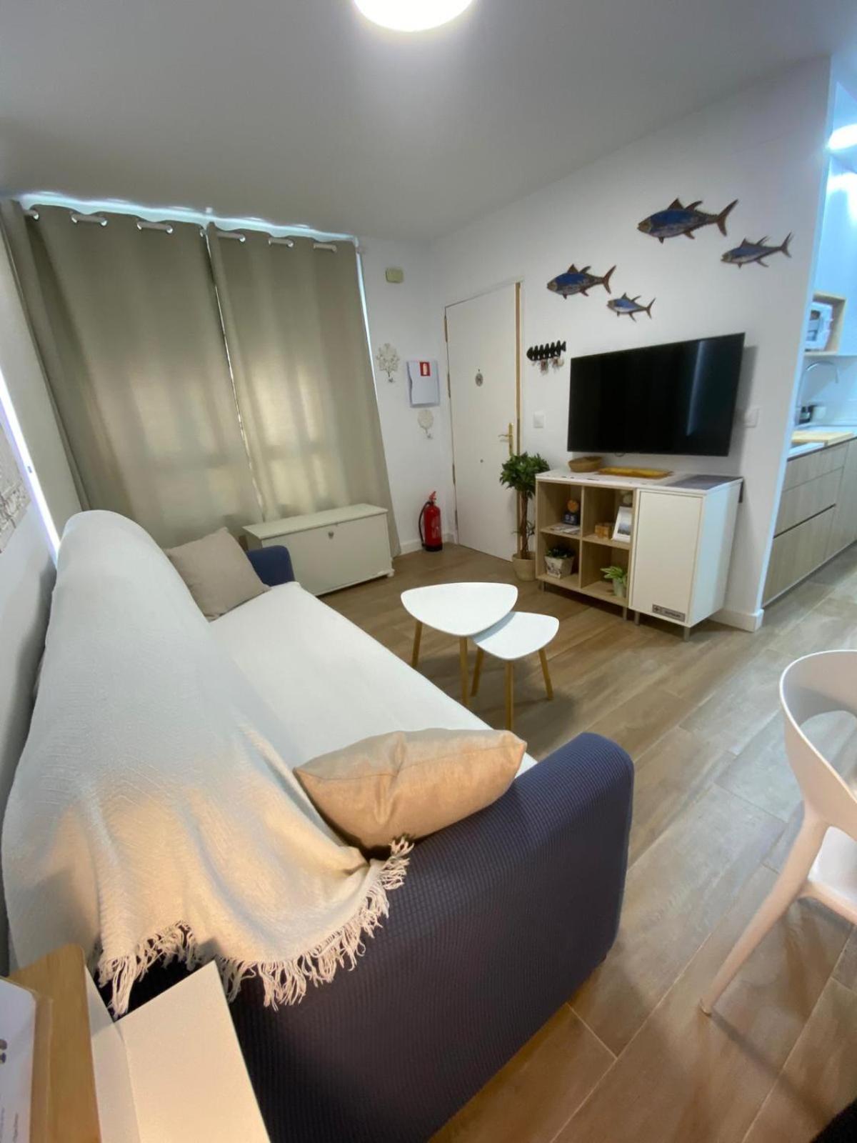 Apartamento Junto A La Playa. Solo Familias Y Parejas *